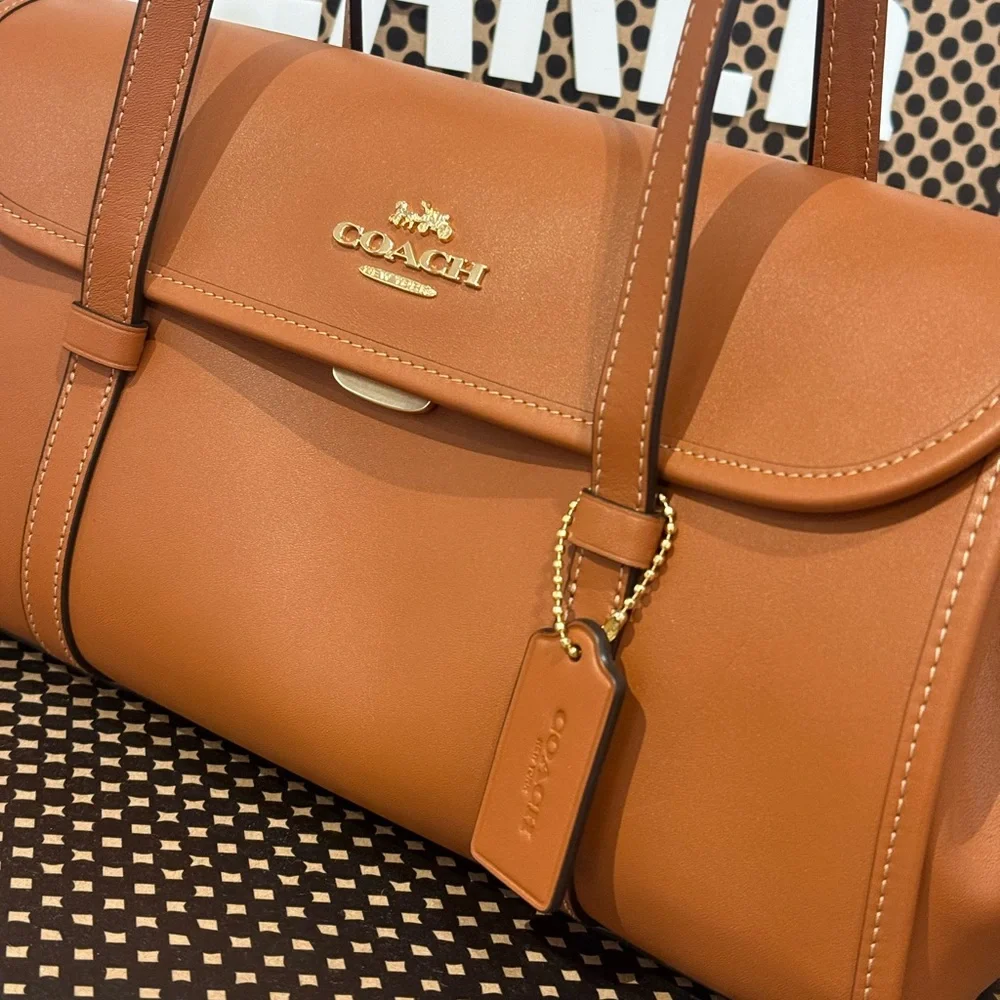 NWT Coach Bridget Flap Shoulder Bag CDB05 Gold/Tan Smooth grain leather - Picture 4 of 12